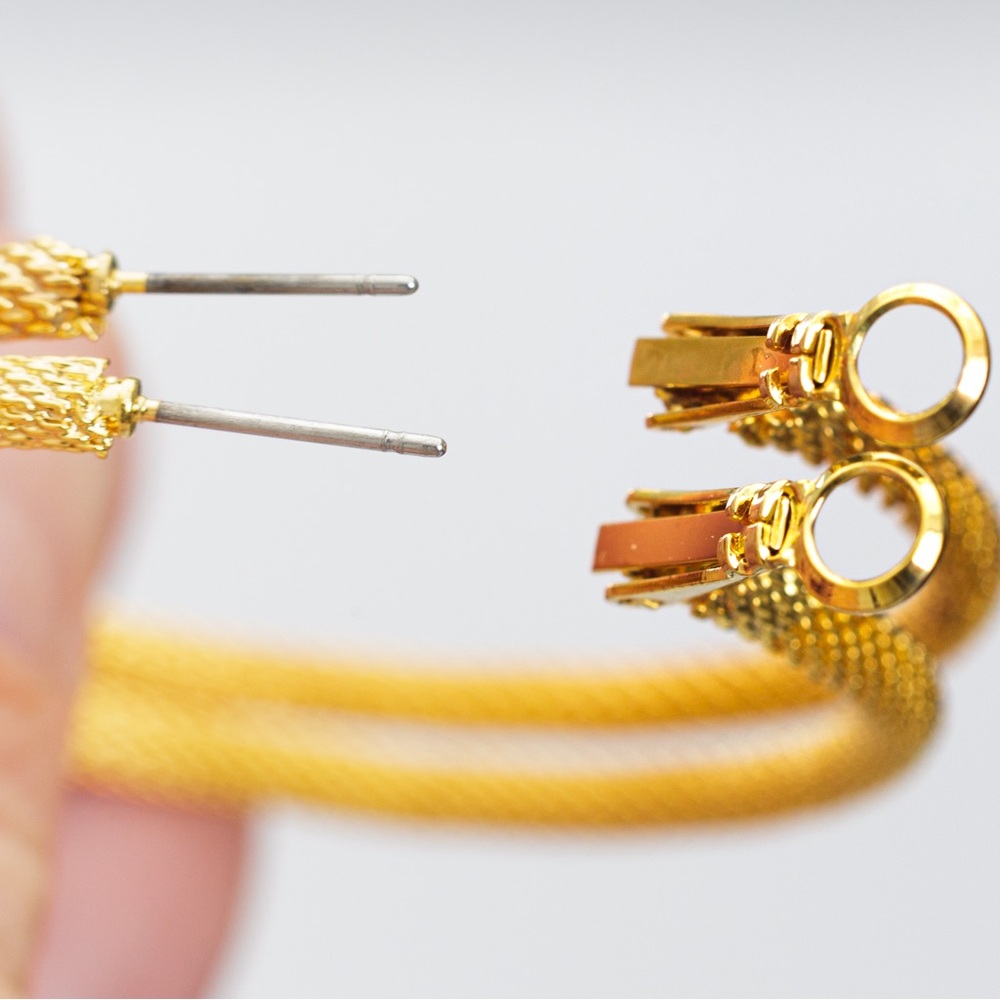 Tube hoop earrings textured diamond cut look gold tone lever back earrings Mixit - Picture 12 of 12
